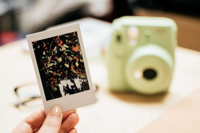 Instant Film Cameras for Gifts